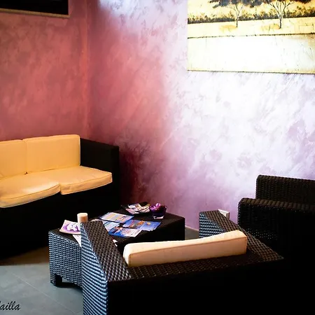 La Luna Nel Pozzo Bed & Breakfast *